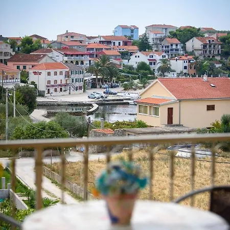 Lägenhet By The Sea Seget Vranjica, Trogir - 18229 Seget Vranjica