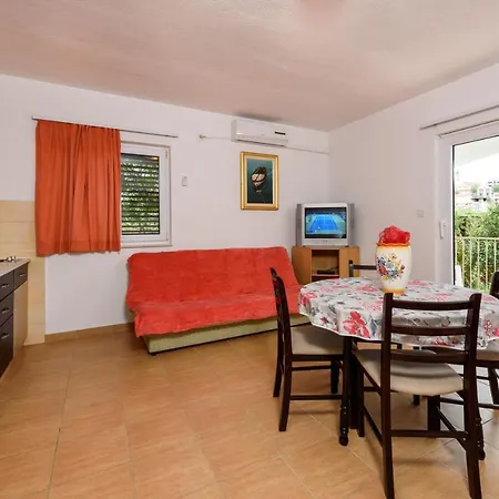 Lägenhet By The Sea Seget Vranjica, Trogir - 18229 Seget Vranjica