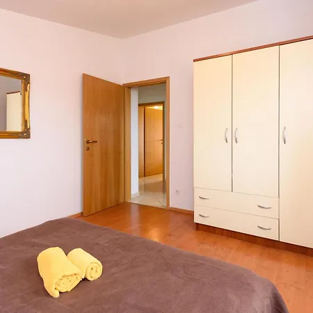 Lägenhet By The Sea Seget Vranjica, Trogir - 18229 Seget Vranjica