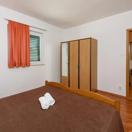 Lägenhet By The Sea Seget Vranjica, Trogir - 18229